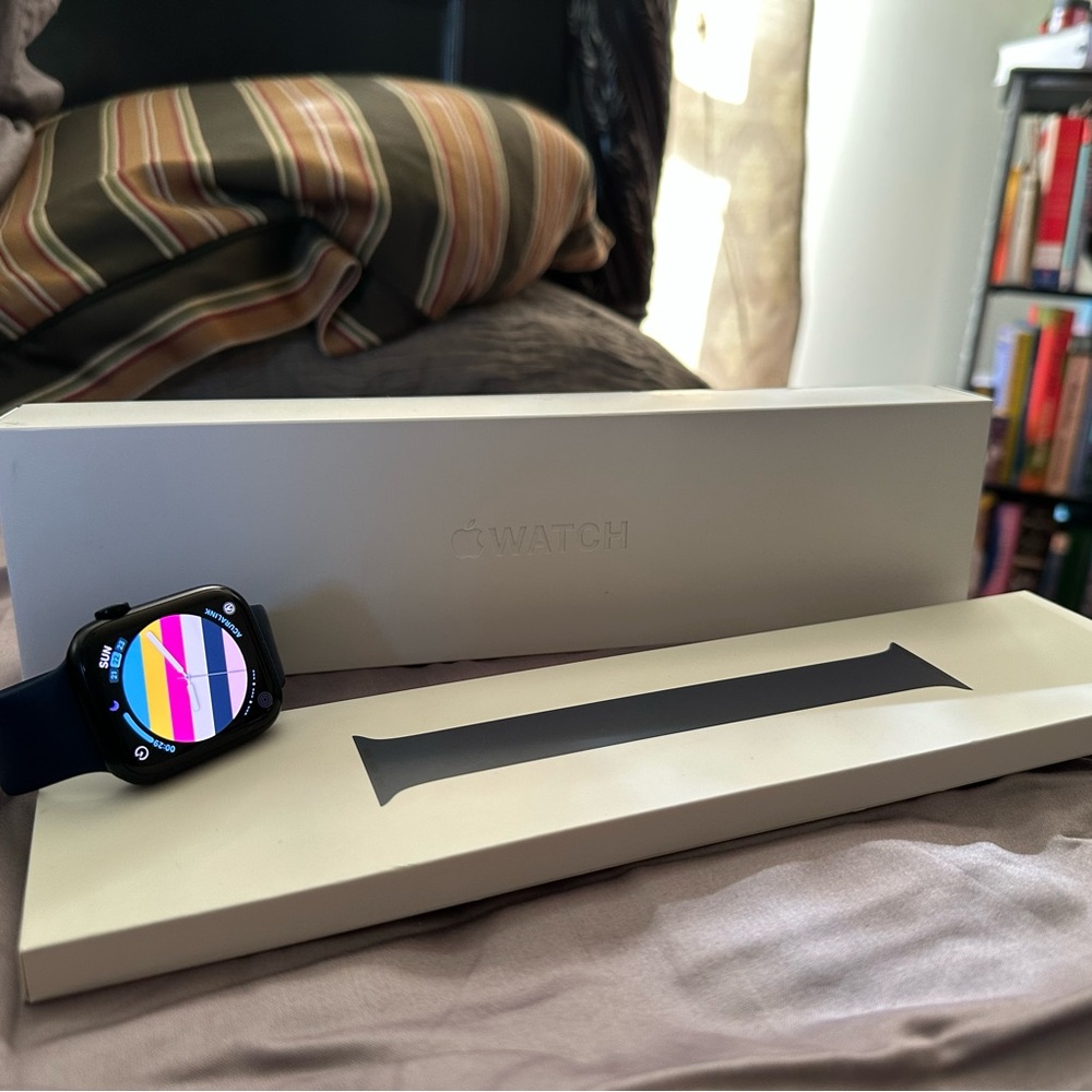 AppleWatch series 8 45mm w/gps - Navy